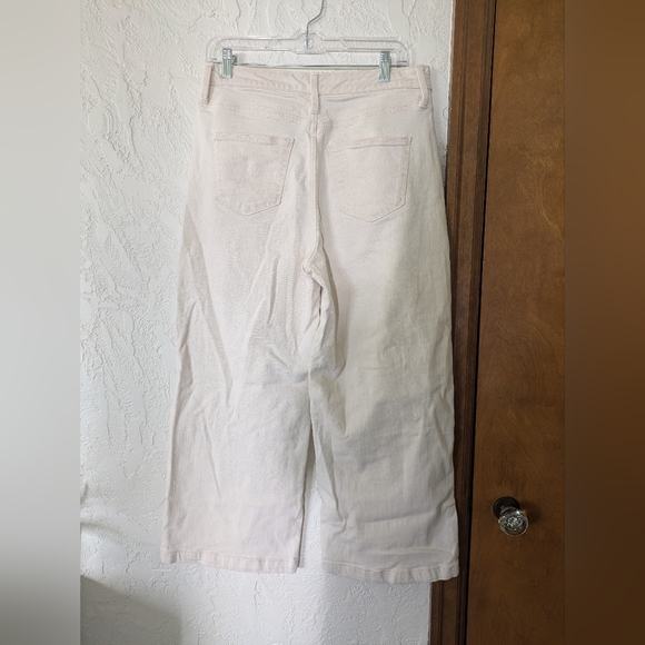 Universal Thread wide leg white jeans - Picture 2 of 4